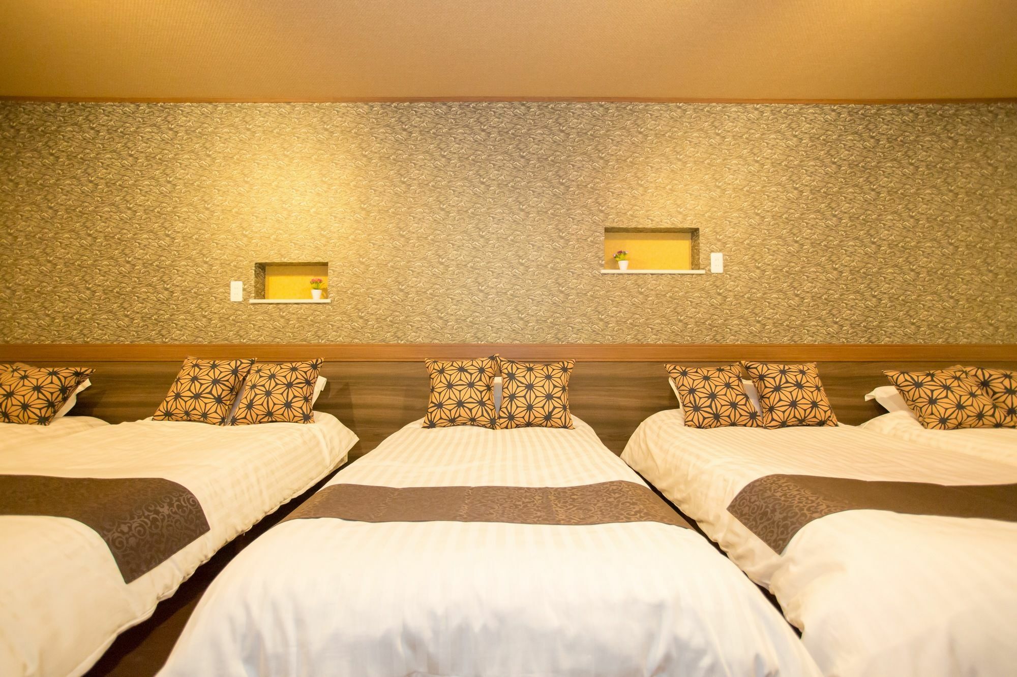 Apapane Nijo Guest House Кіото Екстер'єр фото